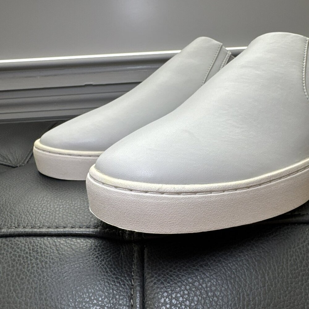 Thousand Fell Slip On Grey Sneakers Men’s Size 9 - Picture 2 of 11